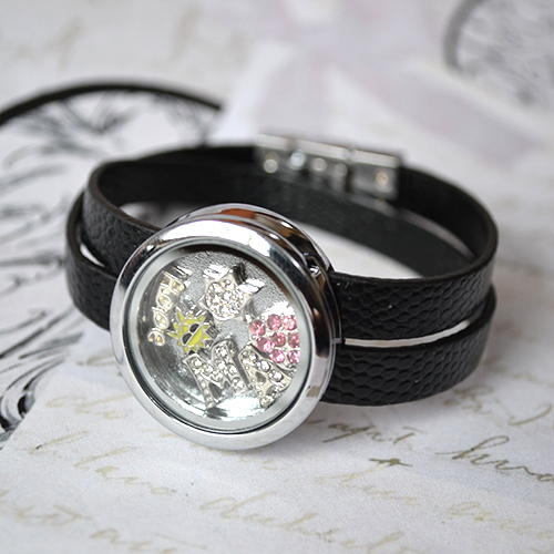 UniqueMe Charm Armband mit Locketgibt Dir die möglichkeit deine ganz persönliche Geschichte zu erzählen in Du die sie jeden Tag bei Dir trägst